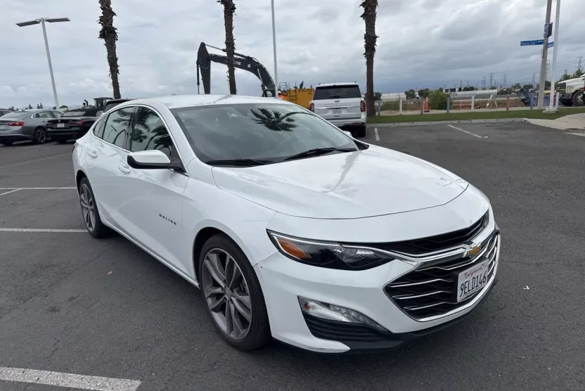 2023 Chevrolet Malibu 1LT photo 1