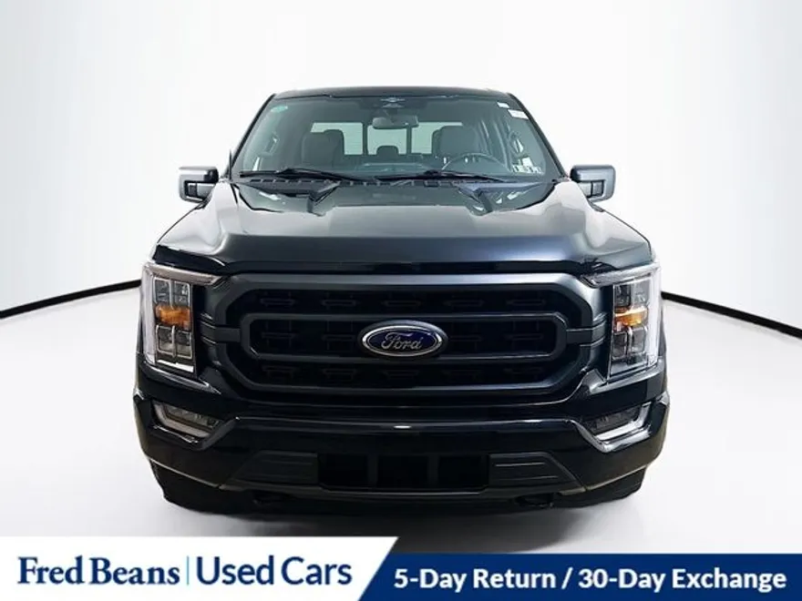 2023 Ford F-150 XLT photo 1