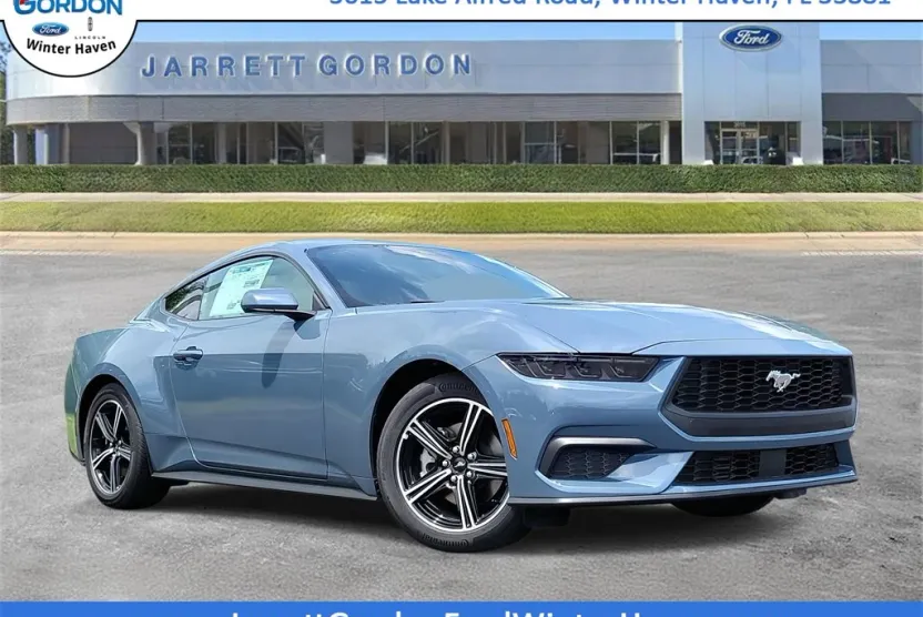 2025 Ford Mustang EcoBoost photo 1