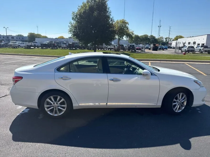 2012 Lexus ES 350 photo 1