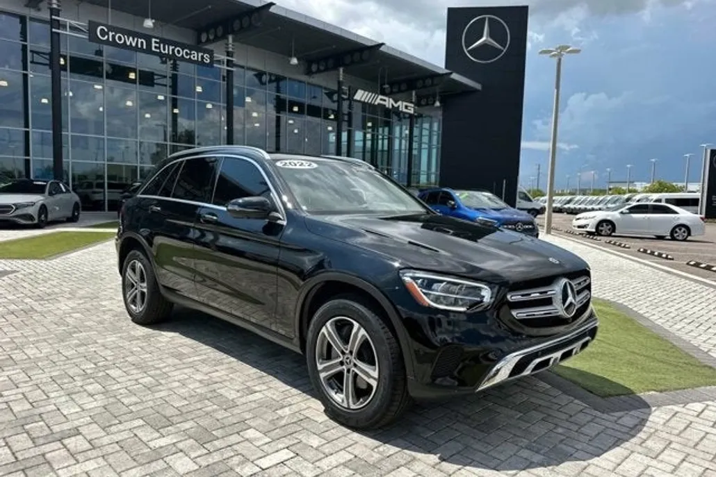 2022 Mercedes Benz GLC 300 photo 1