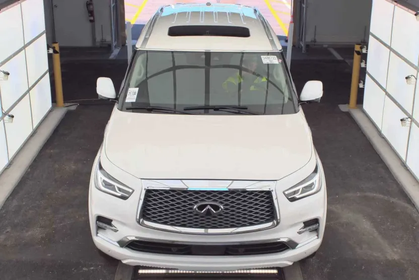 2024 Infiniti QX80 Luxe photo 1