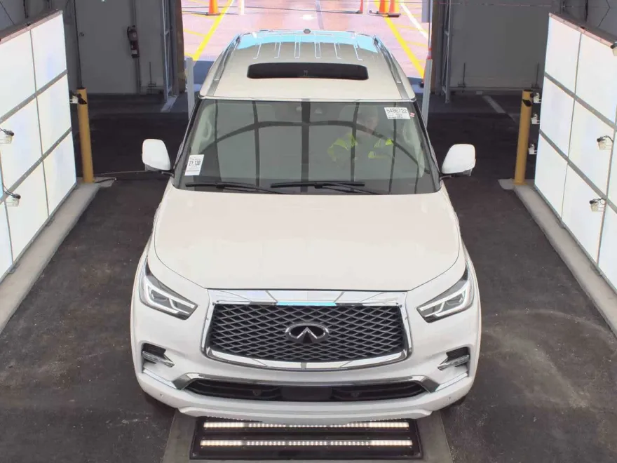2024 Infiniti QX80 Luxe photo 1