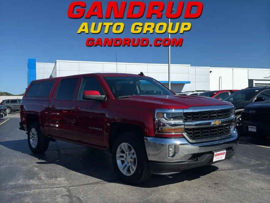 2018 Chevrolet Silverado 1500 LT photo 1