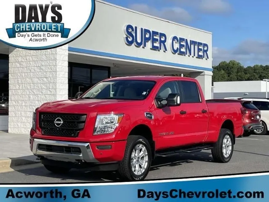 2024 Nissan Titan Crew Cab SV photo 1