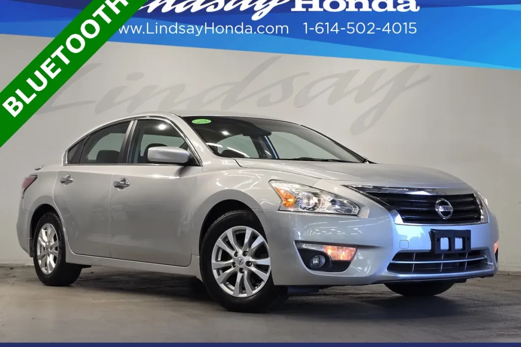 2015 Nissan Altima 2.5 S photo 1