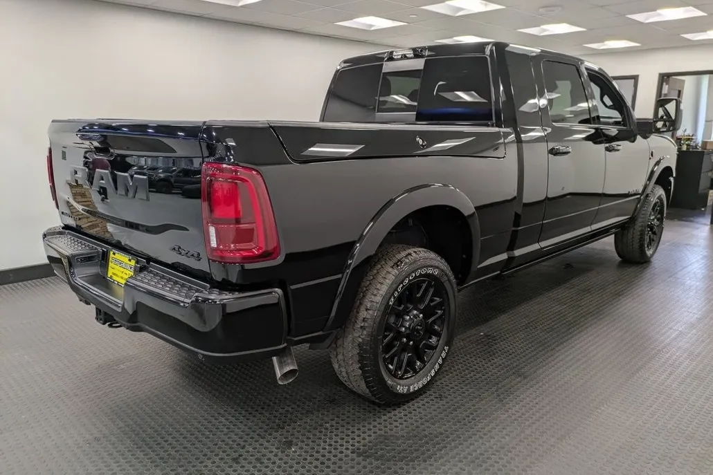 2025 Ram 2500 Limited photo 1