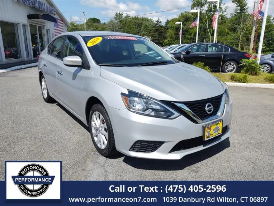 2019 Nissan Sentra SV photo 1