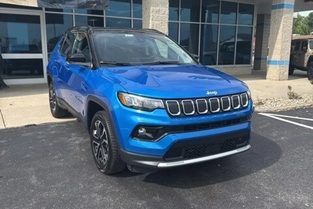 2022 Jeep Compass Limited photo 1