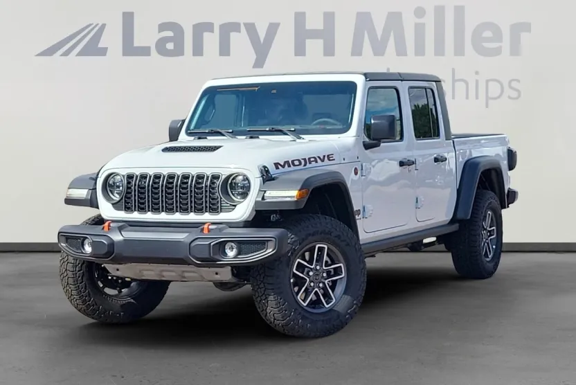 2025 Jeep Gladiator Mojave photo 1