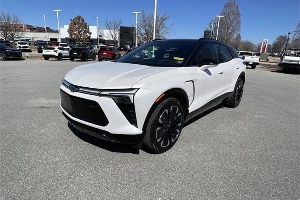 2025 Chevrolet Blazer EV RS photo 1