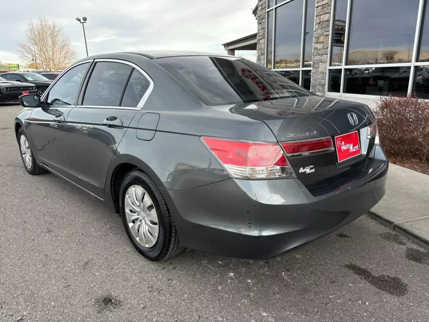 2012 Honda Accord LX photo 1