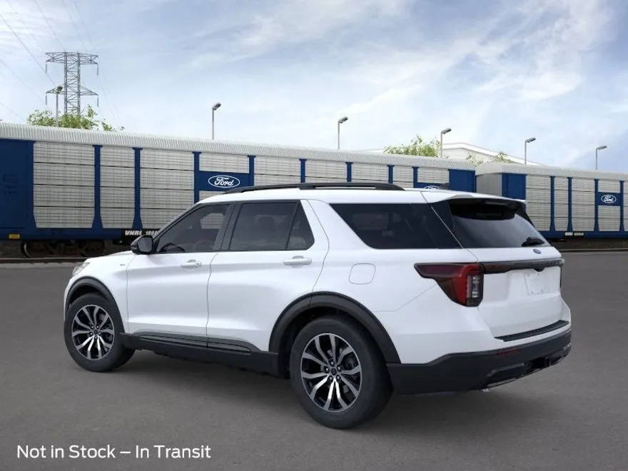 2025 Ford Explorer ST-Line photo 1
