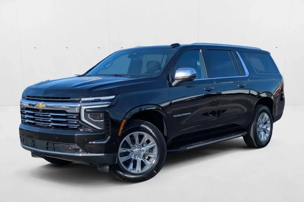 2025 Chevrolet Suburban Premier photo 1