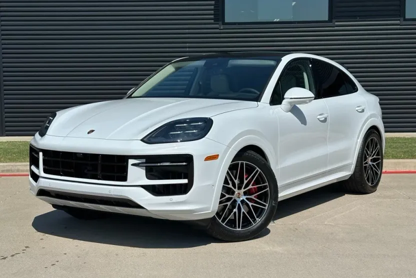 2026 Porsche Cayenne S Coupe photo 1