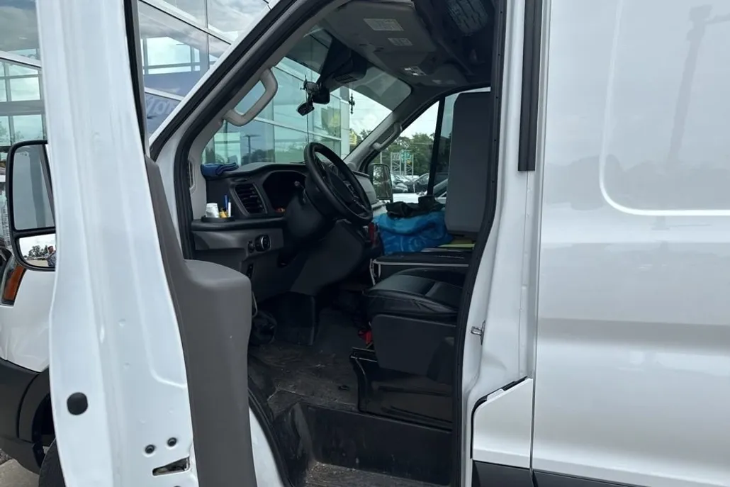2024 Ford Transit photo 1