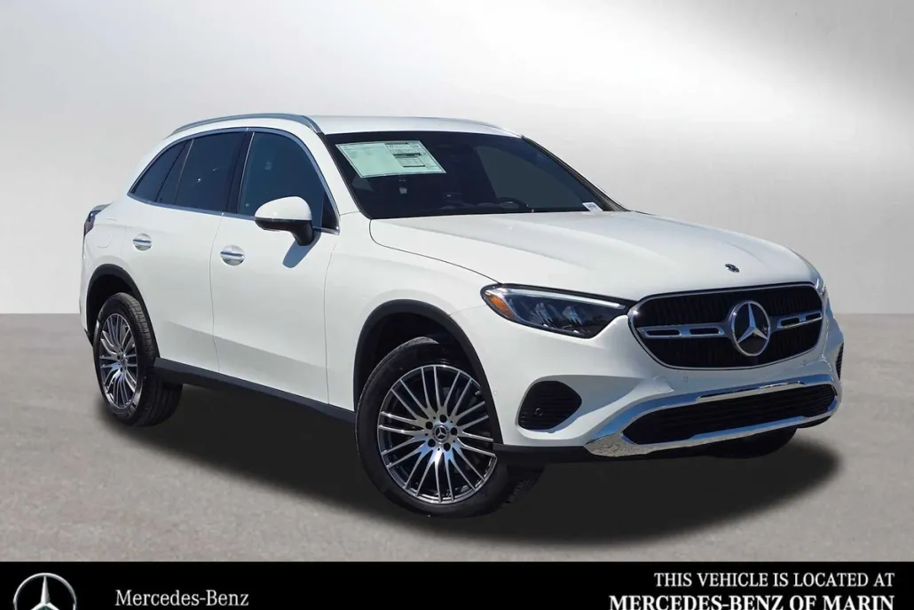 2026 Mercedes Benz GLC 300 photo 1