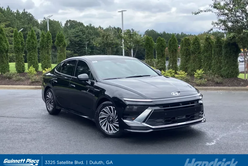 2025 Hyundai Sonata Hybrid Limited photo 1