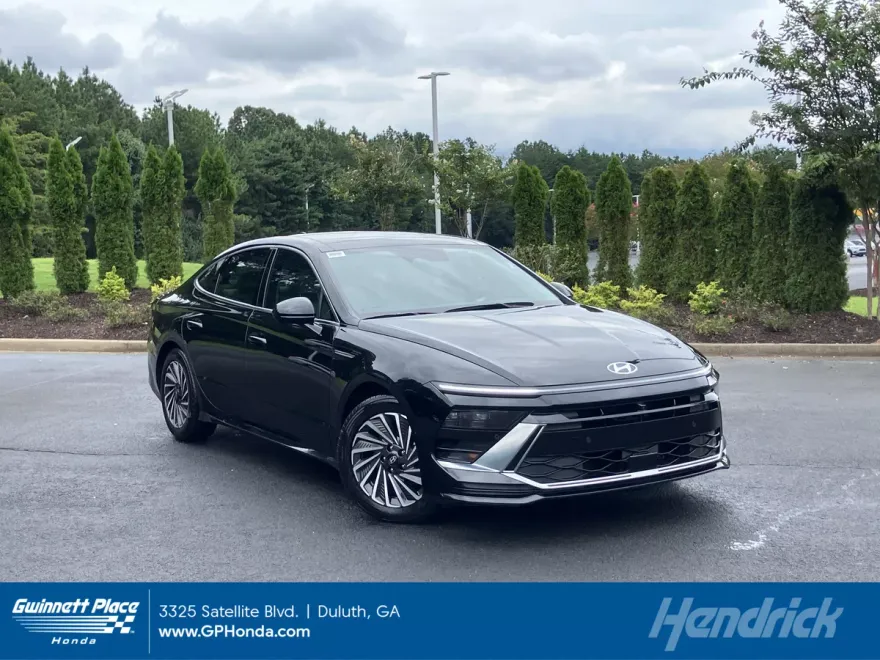 2025 Hyundai Sonata Hybrid Limited photo 1