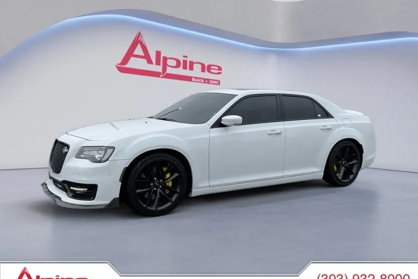 2023 Chrysler 300 photo 1