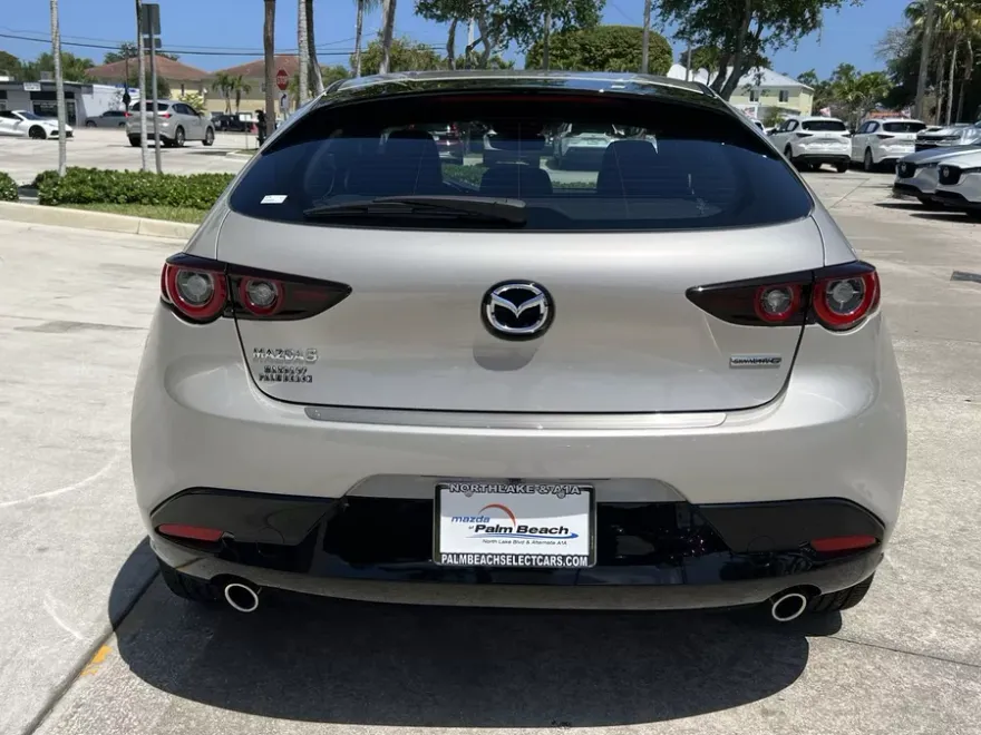 2025 Mazda Mazda3 Hatchback 2.5 s Preferred photo 1