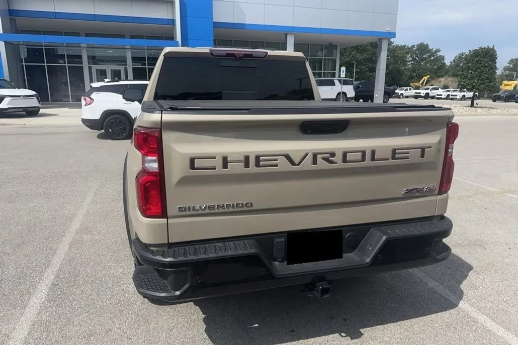 2022 Chevrolet Silverado 1500 ZR2 photo 1