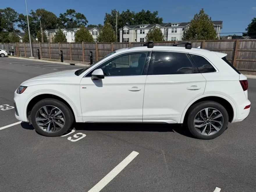 2023 Audi Q5 45 S line Premium Plus photo 1