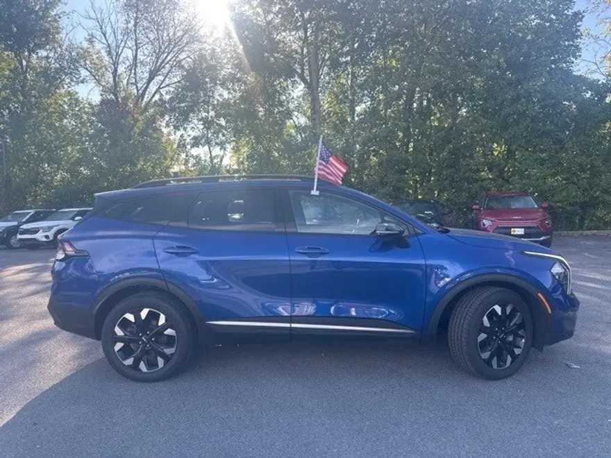 2023 Kia Sportage X-Line photo 1