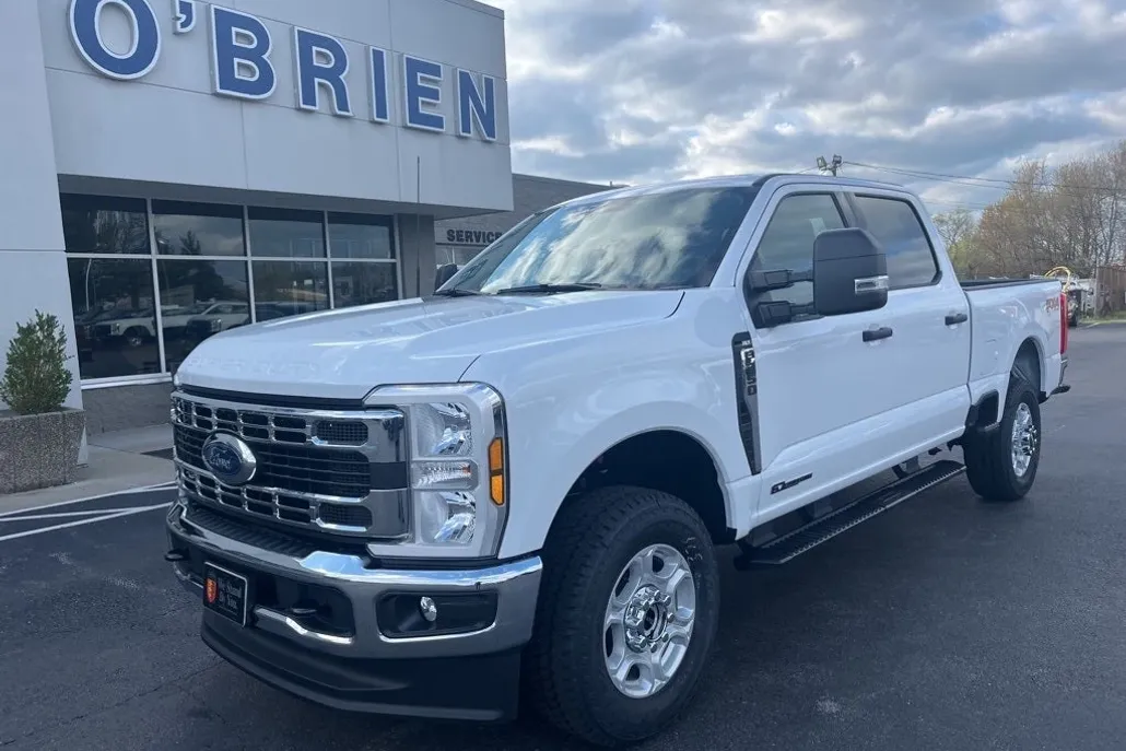 2025 Ford F-250 photo 1