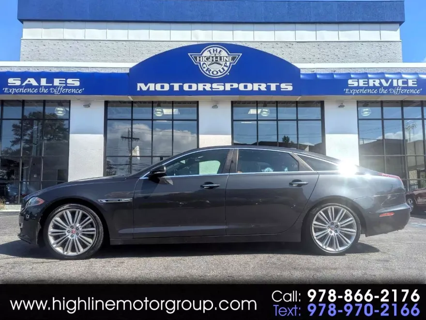 2017 Jaguar XJ XJL Supercharged photo 1