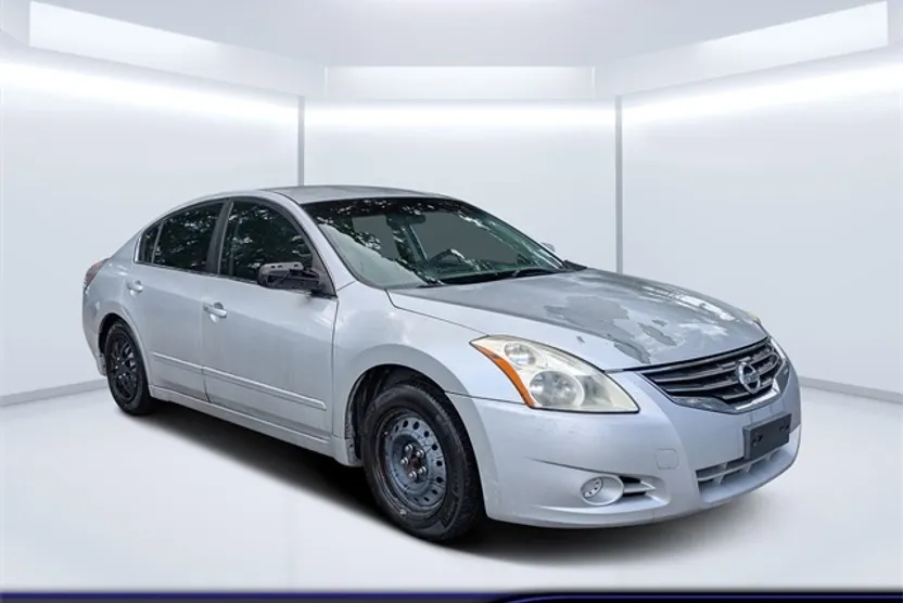 2012 Nissan Altima 2.5 S photo 1