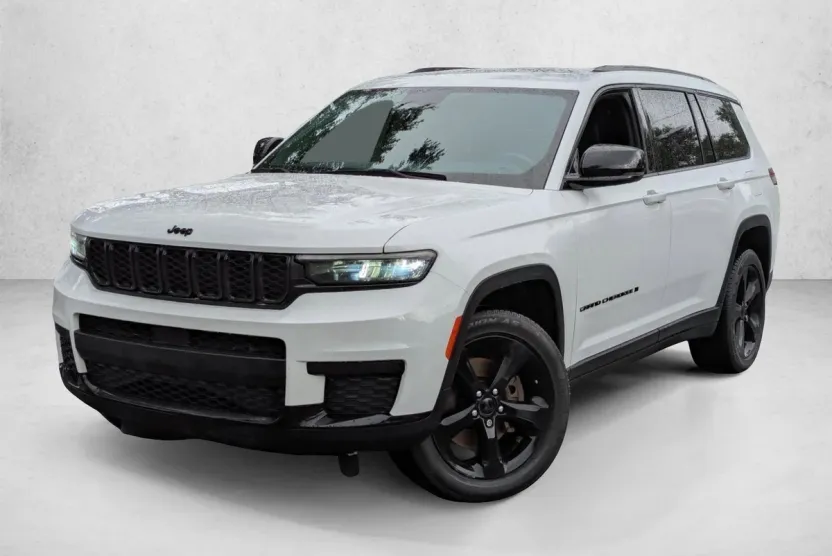 2021 Jeep Grand Cherokee Laredo photo 1