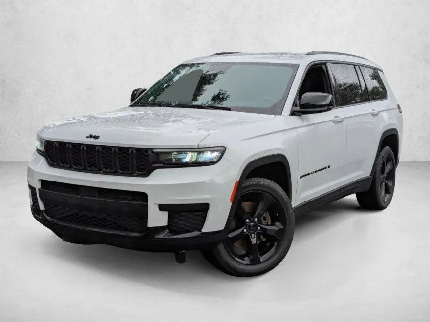 2021 Jeep Grand Cherokee Laredo photo 1