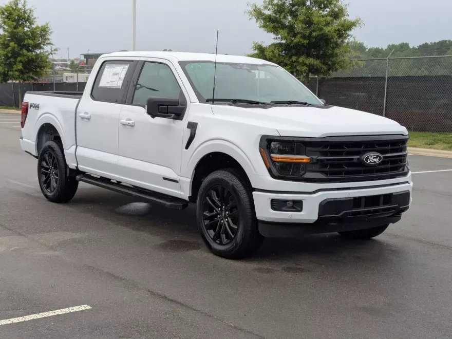 2025 Ford F-150 XLT photo 1