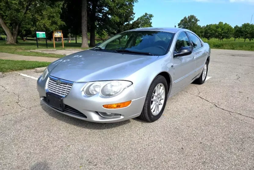2003 Chrysler 300 photo 1