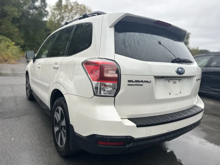 2018 Subaru Forester 2.5i Limited photo 1