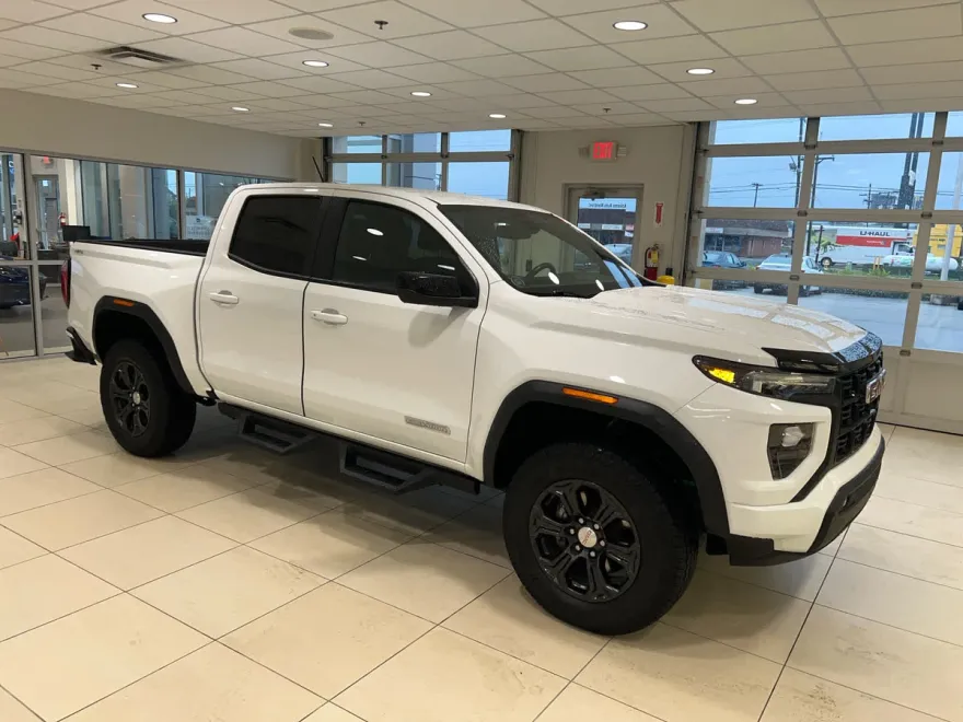 2024 Gmc Canyon Elevation photo 1