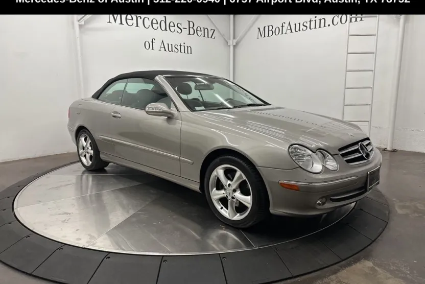 2005 Mercedes Benz CLK 320 photo 1