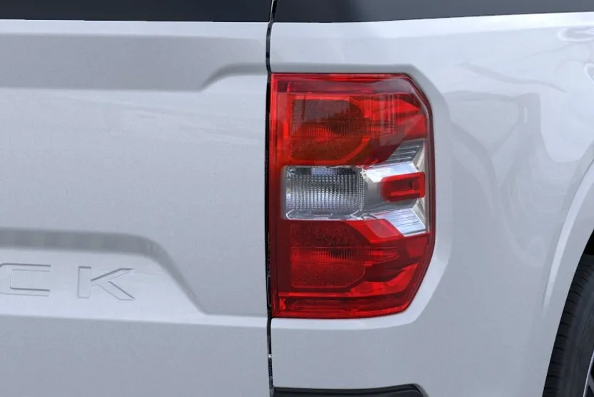 2025 Ford Maverick Lariat photo 1