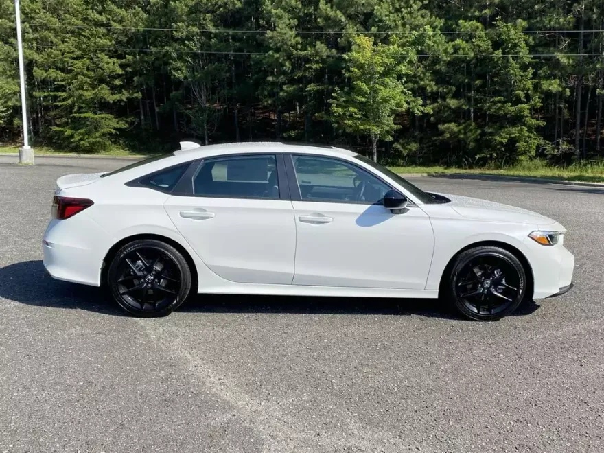 2025 Honda Civic Hybrid Sport photo 1