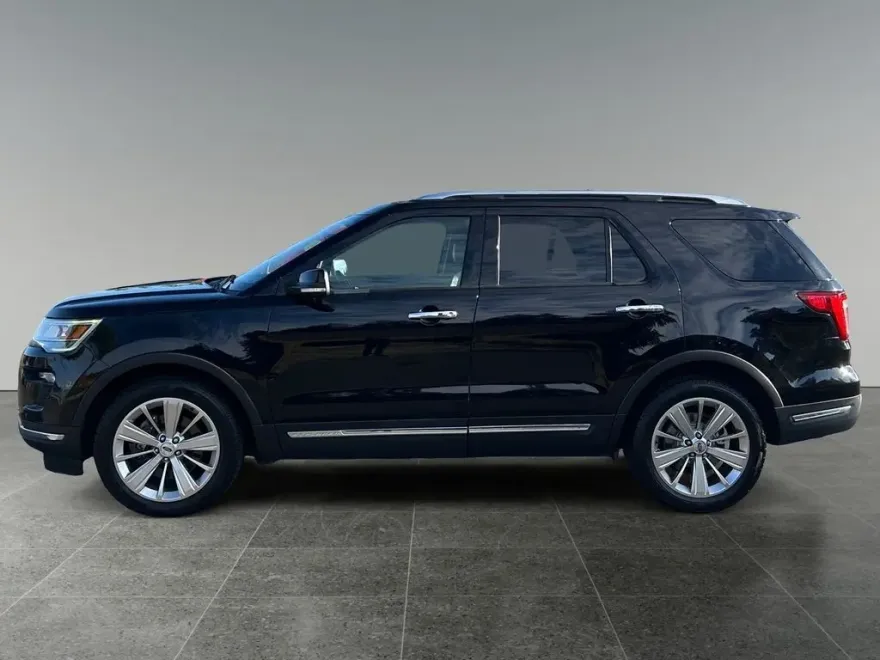 2019 Ford Explorer Limited photo 1