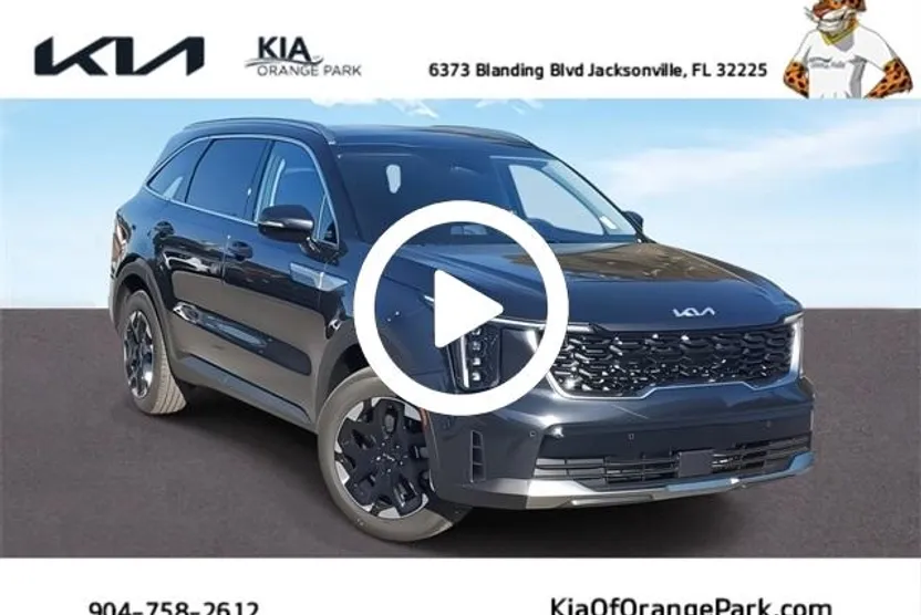2025 Kia Sorento S photo 1