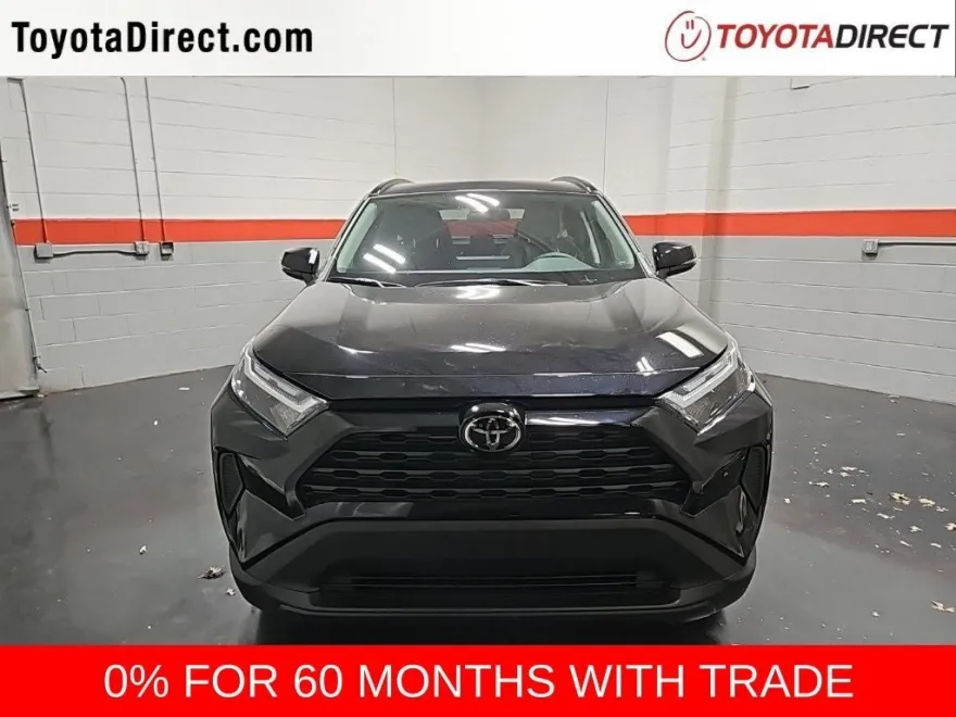 2025 Toyota RAV4 XLE photo 1