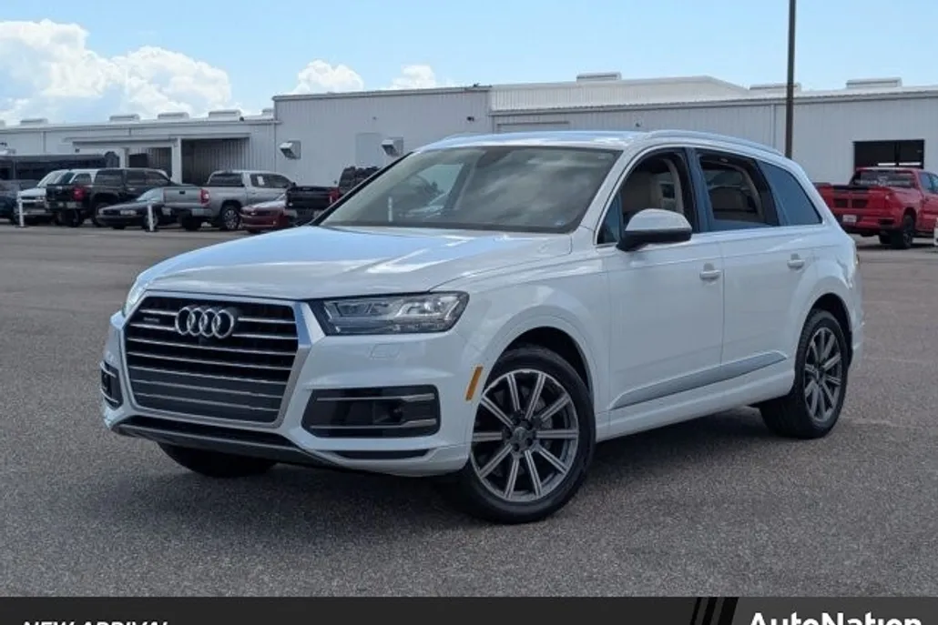 2018 Audi Q7 Premium Plus photo 1