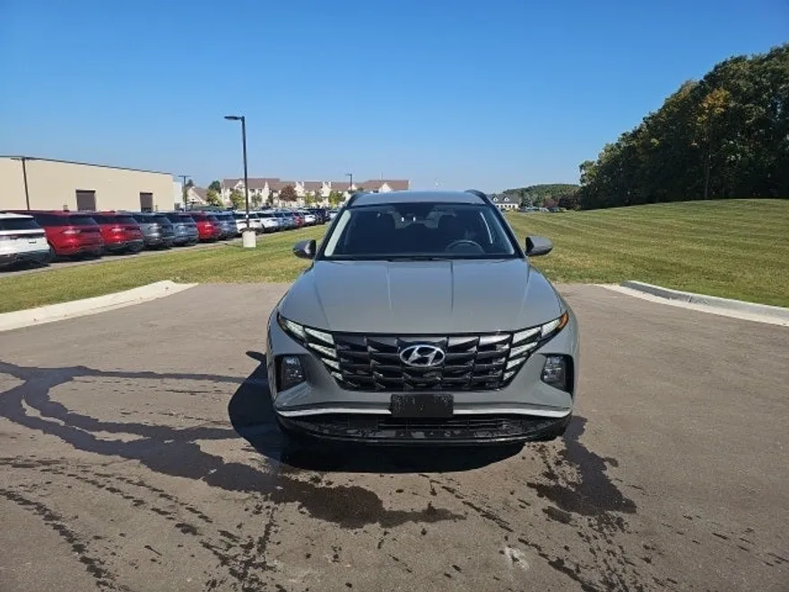 2024 Hyundai Tucson SEL photo 1