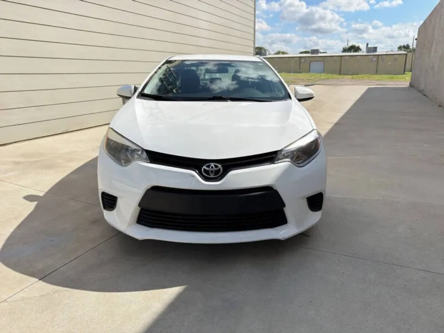 2016 Toyota Corolla L photo 1