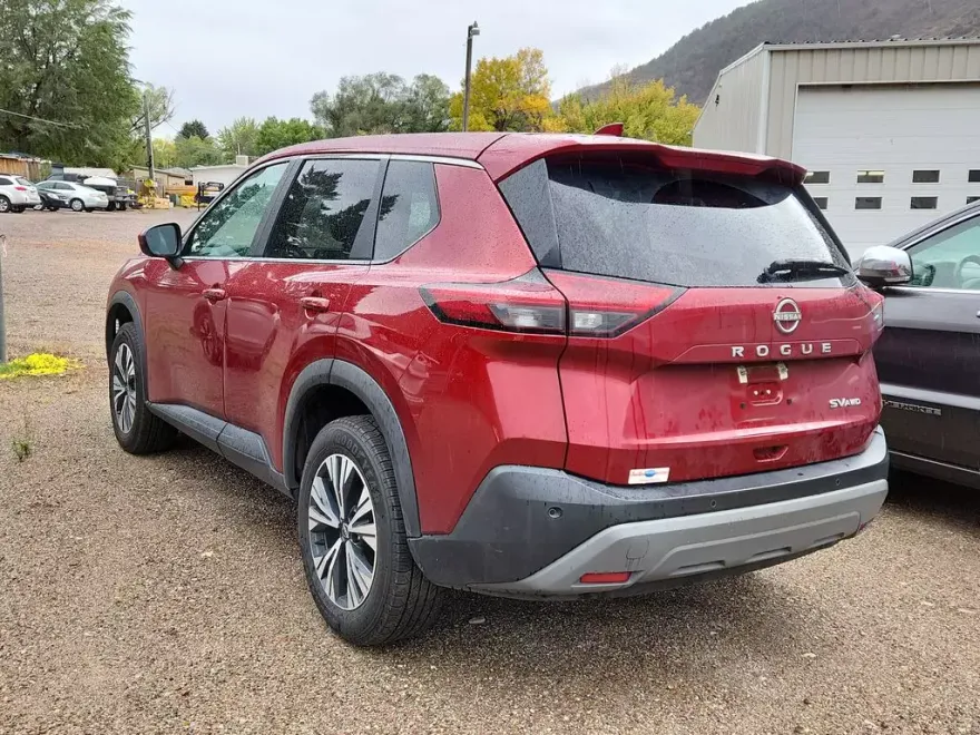 2023 Nissan Rogue SV photo 1