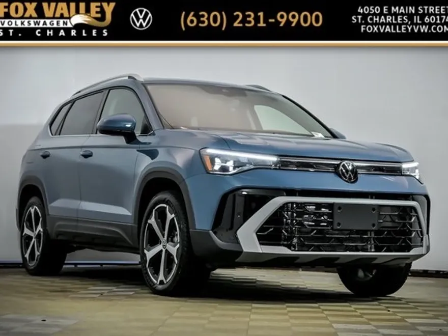 2025 Volkswagen Taos SEL photo 1