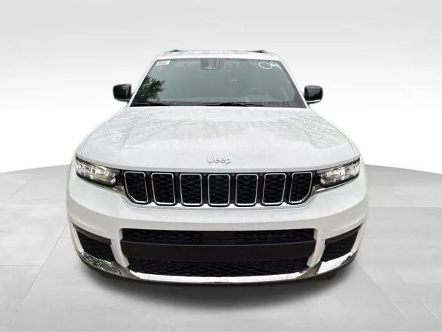 2025 Jeep Grand Cherokee Limited photo 1