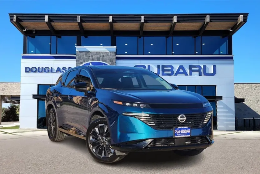 2025 Nissan Murano Platinum photo 1